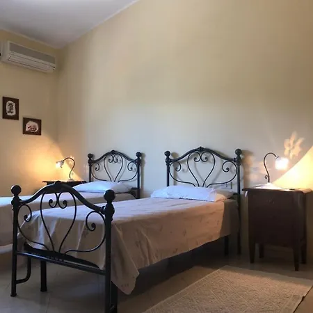 فندق مبيت وإفطار Domus Birdi