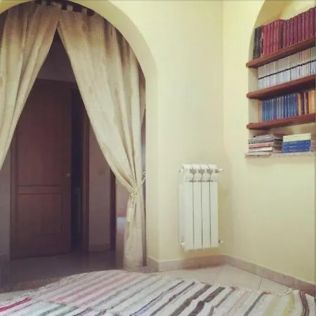 Domus Birdi B&B 오롤리